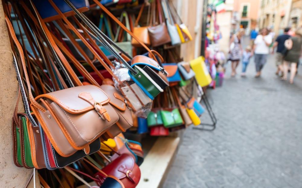 Golf course - Shopping